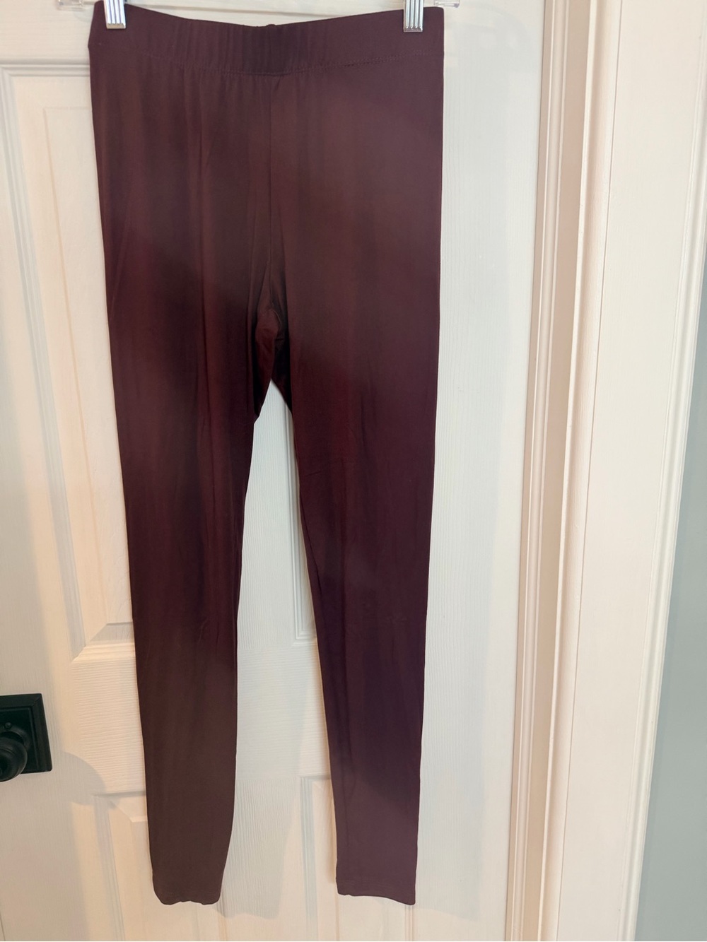 Aéropostale Women’s Burgundy Wine Stretch Leggings Size Medium